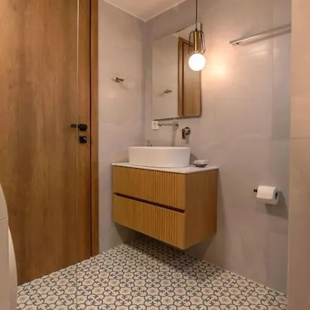 Gramvousa's Hidden Gem Apartment